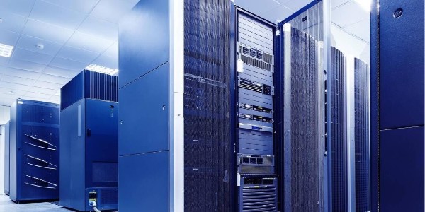 機房溫濕度傳感器：確保數據中心穩(wěn)定運行的關鍵組件